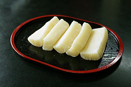 ≪秘密のケンミンSHOWに出ちゃった！≫北秋田市特産品　マタギの里の　ふわふわ 『バター餅』　５切入