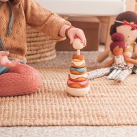 <img class='new_mark_img1' src='https://img.shop-pro.jp/img/new/icons1.gif' style='border:none;display:inline;margin:0px;padding:0px;width:auto;' />wooden toy stacking donut Ｂ