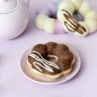 <img class='new_mark_img1' src='https://img.shop-pro.jp/img/new/icons1.gif' style='border:none;display:inline;margin:0px;padding:0px;width:auto;' />Felt Chocolate Pon De Ring Mochi Donut
