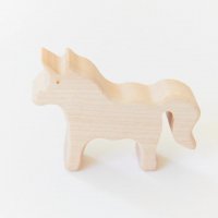 <img class='new_mark_img1' src='https://img.shop-pro.jp/img/new/icons1.gif' style='border:none;display:inline;margin:0px;padding:0px;width:auto;' />Sarah's Silks Wooden Unicorn