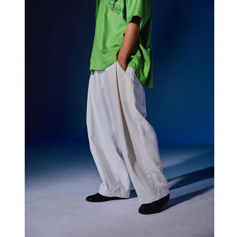 LEGERE BAGGY SLACKS | TIGHTBOOTH - タイトブース | Specs ONLINE STORE