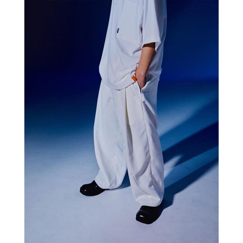 LEGERE BAGGY SLACKS | TIGHTBOOTH - タイトブース | Specs ONLINE STORE