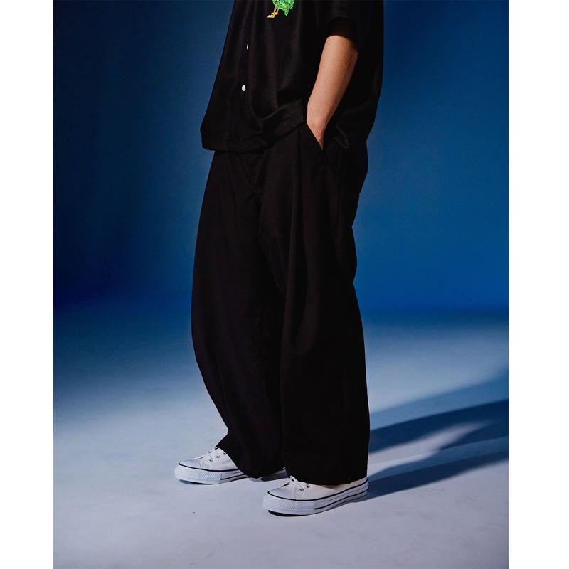 LEGERE BAGGY SLACKS | TIGHTBOOTH - タイトブース | Specs ONLINE STORE