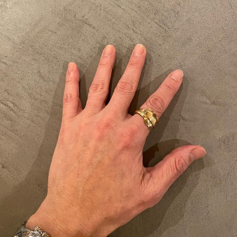 18K GOLD KAZEKIRI FEATHER RING - LARRY SMITH - ラリースミス