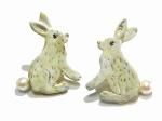 Leps ピアス (ホワイト) 【 Luccica ルチカ 】 【メール便 送料無料 】 ウサギ アクセサリー 兔 動物 個性的 カワイイ パール ラビット Leps ピアス スタッド