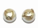cat on pearl ピアス(ゴールド) 【 KAZA カザ 】【 メール便 送料無料 】 ネコ ねこ 猫 アニマル 動物 アクセサリー フェミニン