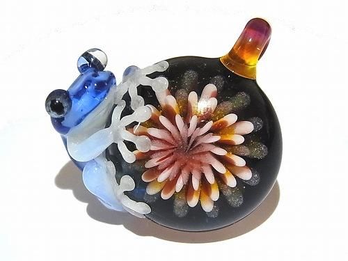 kengtaro ケンタロー 花 2013年 カエル ガラス 作家 考えに考える