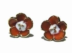 summer flower ピアス (オレンジ) 【 KaZa カザ 】【 メール便 送料無料 】 アクセサリー カワイイ 花 フラワー エレガント ナチュラル 上品 スタッド おしゃれ ウメ