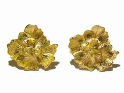 マットフラワー ピアス (ゴールド) 【 KaZa カザ 】【 メール便 送料無料 】 アクセサリー カワイイ 花 フラワー エレガント ナチュラル 華やか 上品 スタッド おしゃれ