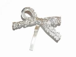 リボンヘアカフ シルバーカラー Luccica ルチカ メール便 送料無料 ヘアカフス アクセサリー ジュエリー 髪飾り 髪留め 誕生日 プレゼント 女性 雑貨 人気