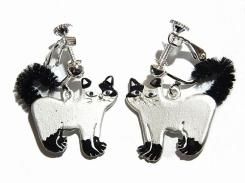 ムーシャ イヤリング 【 Luccica ルチカ 】 【 メール便 送料無料 】 猫 アクセサリー ネコ キャット 動物 個性的 かわいい 誕生日 プレゼント