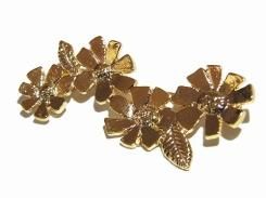 hypericum ブローチ 【 Luccica ルチカ 】【メール便 送料無料 】 フラワー 花 かわいい アクセサリー 可愛い ジュエリー プレゼント 誕生日 女性