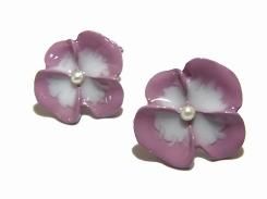 ベレナ ピアス ピンク 【 Luccica ルチカ 】【 メール便 送料無料 】 アクセサリー カワイイ 花 フラワー 植物 エレガント ナチュラル 誕生日 プレゼント 女性 目立つ スタッド