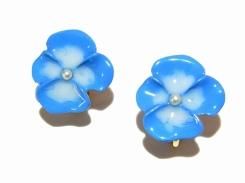 ベレナ イヤリング ブルー 【 Luccica ルチカ 】【 メール便 送料無料 】 アクセサリー カワイイ 花 フラワー 植物 エレガント ナチュラル 誕生日 プレゼント 女性 目立つ お洒落