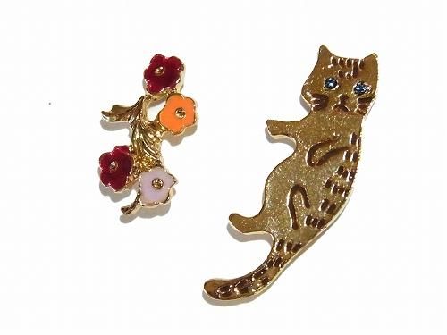 花ねこ ピアス Luccica ルチカ ユニーク 大人 ネコ 猫 キャット フラワー 動物 かわいい おもしろ アクセサリー 個性的