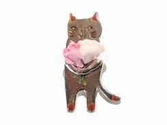 ブーケキャット ブローチ 【 Luccica ルチカ 】【 メール便 送料無料 】 カワイイ ねこ 猫 アニマル ユニーク おもしろ 誕生日 プレゼント 女性 雑貨