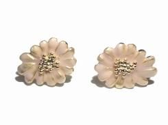 daisy ピアス (ピンク) 【 Luccica ルチカ 】【 メール便 送料無料 】 アクセサリー カワイイ 花 フラワー デイジー お洒落 エレガント