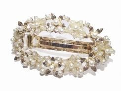 花のワルツ バレッタ 【 Luccica ルチカ 】【メール便 送料無料 】 簡単 お洒落 花 フラワー 髪留め カワイイ 繊細 ヘアアクセ 小花柄 パール 可憐 まとめ髪 プレゼント ゴールド 金