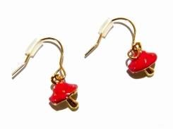 mush ピアス (赤)【 Luccica ルチカ 】【メール便送料無料】茸 きのこ キノコ アクセサリー レディース カワイイ プチ ミニ キュート おしゃれ フック