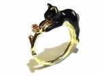 小枝に乗った黒ネコ リング 【 KAZA / カザ 】【 メール便 送料無料 】 指輪 ねこ 猫 キャット アニマル 動物 アクセサリー プレゼント