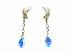 ムーン ピアス 月 【 Palnart Poc パルナートポック 】【メール便送料無料】 アクセサリー 三日月 ジュエリー おしゃれ 誕生日 プレゼント 女性 雑貨 スタッド