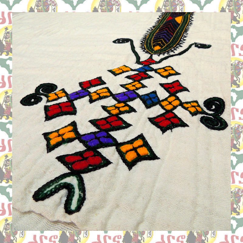 希少 エチオピアの伝統刺繍入りドレス ゴンダールドレス