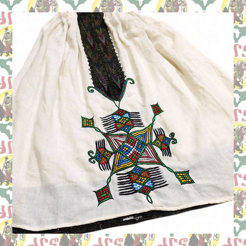エチオピアの伝統刺繍入りドレス 背中刺繍 3点セット Tigrigna(Raya) Dress