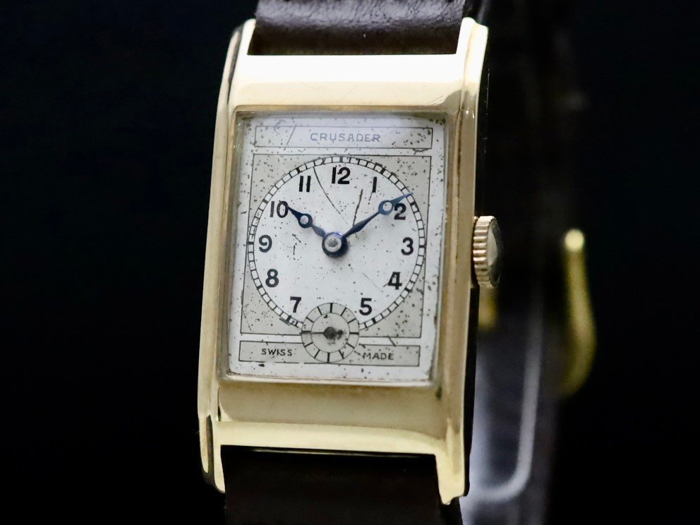 CRUSADER / 9KYG 'DENNISON' CASE, ART DECO DIAL 1937