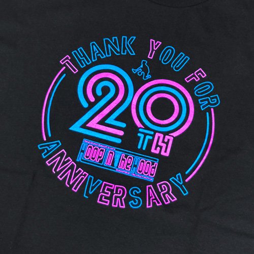 【20周年記念】HITH(フープインザフッド/ヒス) 20th Anniversary Tee(20周年記念Tシャツ)