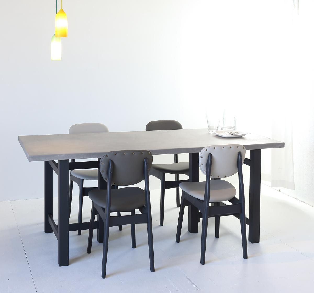 モールテックスダイニングテーブル120×80グレージュ色：ブラック