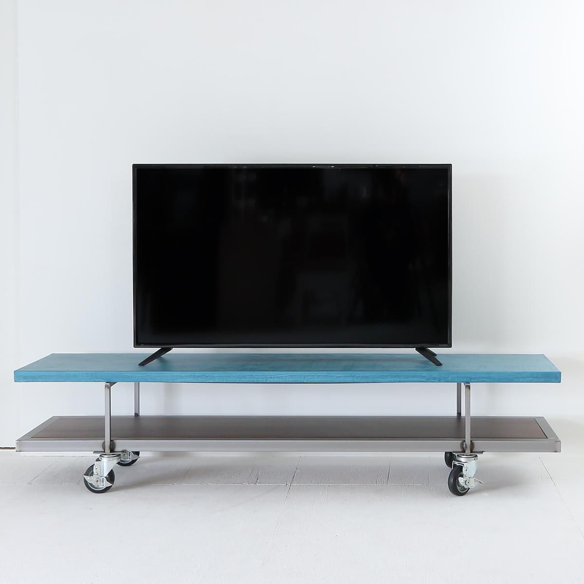青い金属製テレビボード 青い金属製テレビボード 青い金属製テレビボード TV BOARD