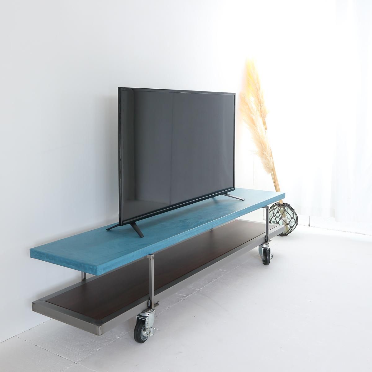 青い金属製テレビボード 青い金属製テレビボード 青い金属製テレビボード TV BOARD