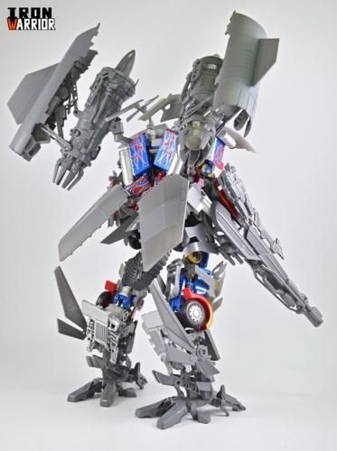 Iron Warrior Jetpower armor for MPM-4 Optimus Prime | Page