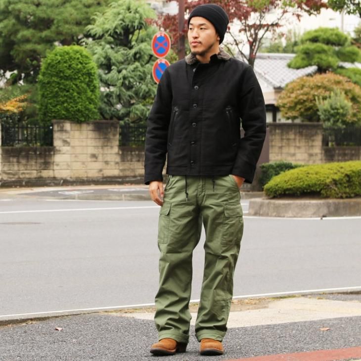 TROPHY CLOTHING カーゴパンツ　ブラック TROPHY CLOTHING カーゴパンツブラック
