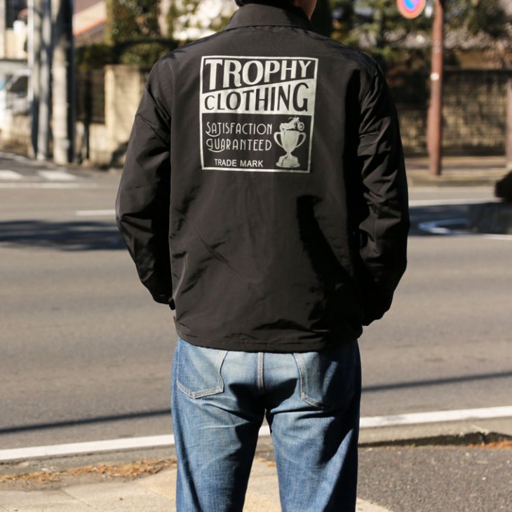 トロフィークロージング Box Logo Warm Up Jacket