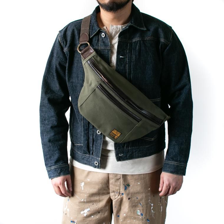 TROPHY CLOTHING トロフィークロージング