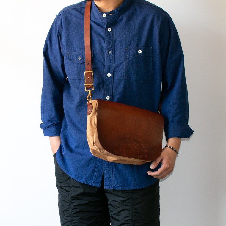 ヴァスコ VASCO キャンバス×レザーメールバッグ CANVAS×LEATHER MAIL BAG カーキ