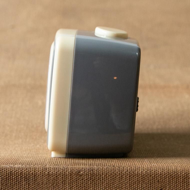 kikkerland classic alarm clock