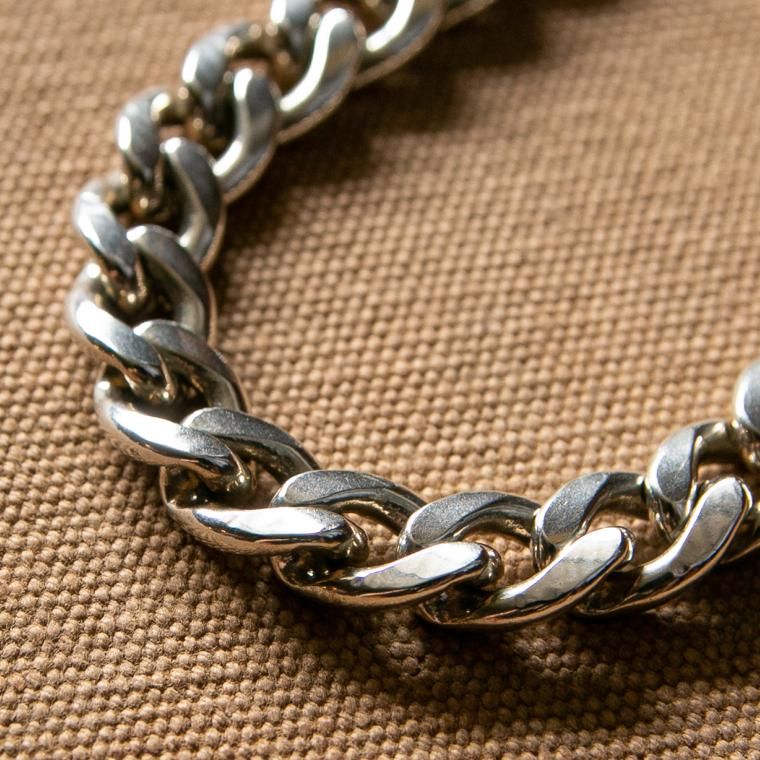 CALIFRONIA T bar Bracelet