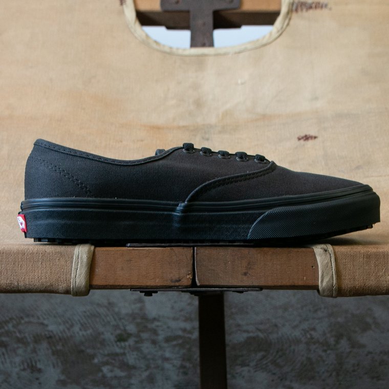 VANS バンズ MADE FOR THE MAKERS オーセンティック AUTHENTIC Uc VN0A3MU8V7W Blkblkblk  オールブラック