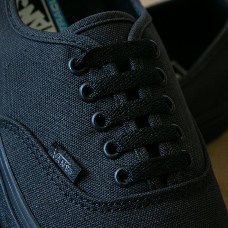 VANS バンズ MADE FOR THE MAKERS オーセンティック AUTHENTIC Uc