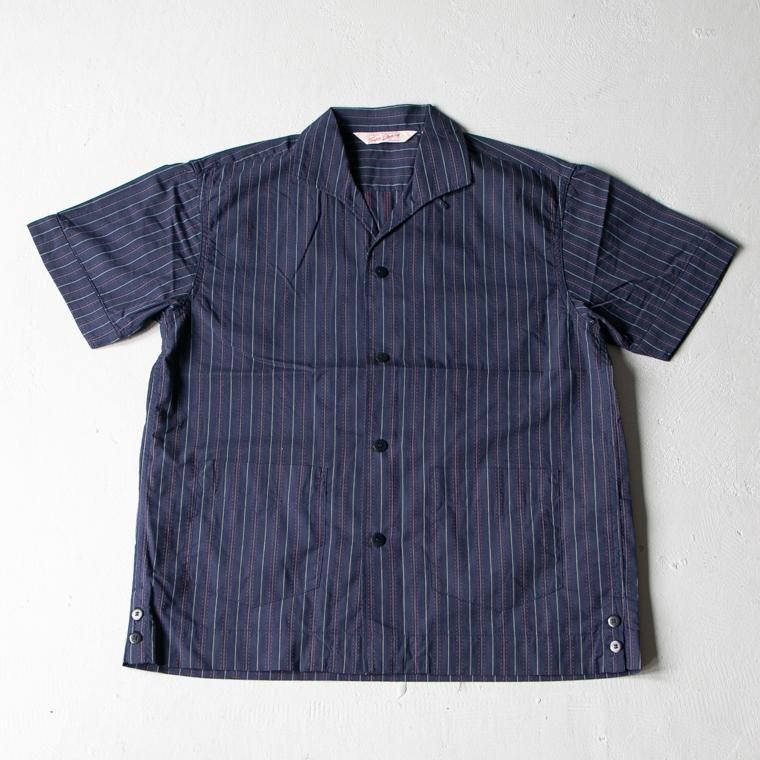 TROPHY CLOTHING シャツ