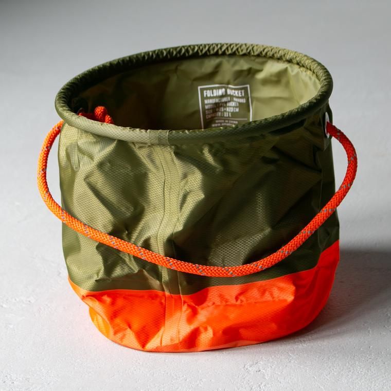 FOLDING BUCKET