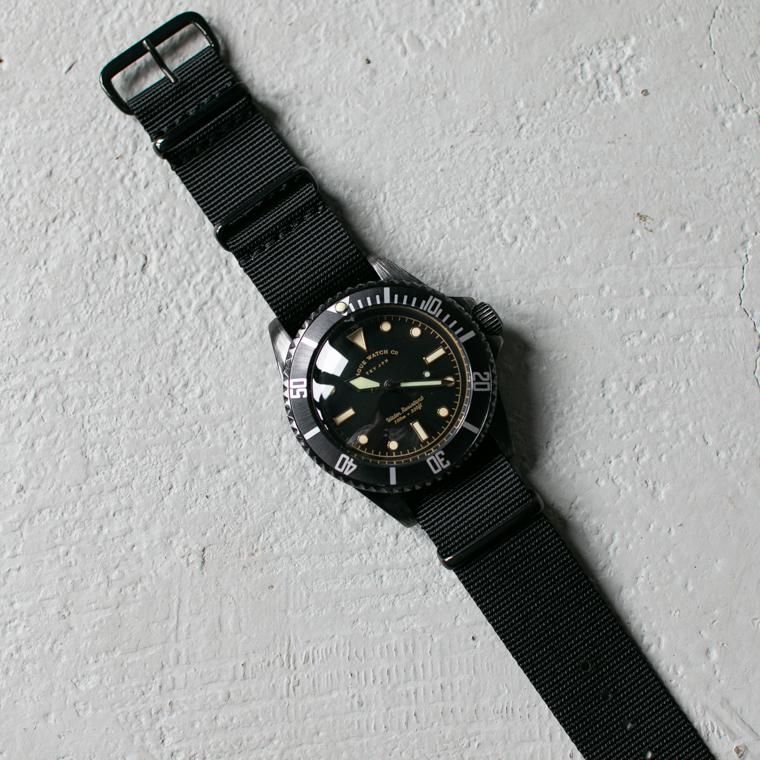 VAGUE WATCH