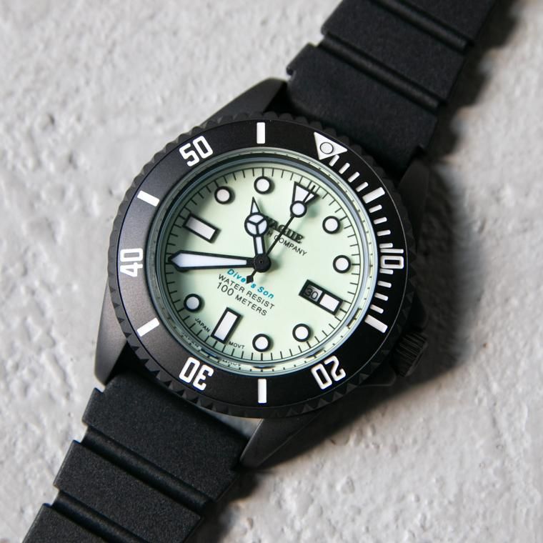 VAGUE WATCH