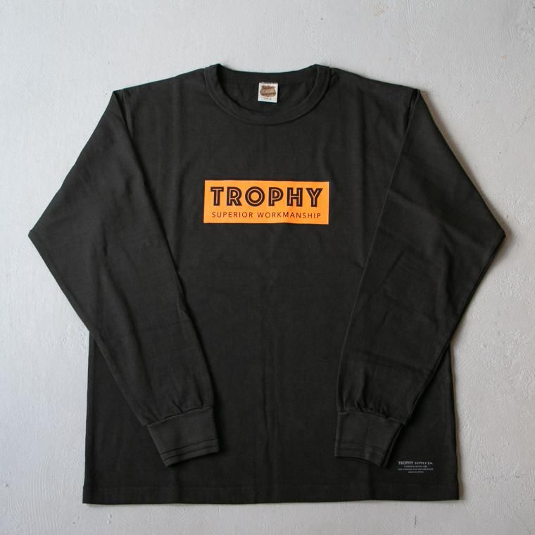 TROPHY CLOTHING Tシャツ