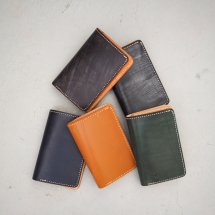 <img class='new_mark_img1' src='https://img.shop-pro.jp/img/new/icons56.gif' style='border:none;display:inline;margin:0px;padding:0px;width:auto;' />OPUS オーパス BRIDLE LEATHER MIDDLE WALLET ブライドルレザーミドルウォレット 