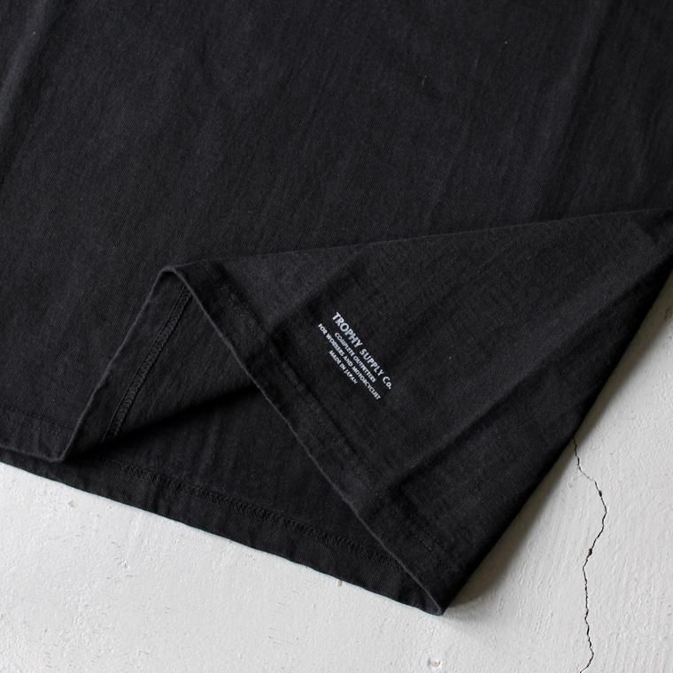 TROPHY CLOTHING Tシャツ