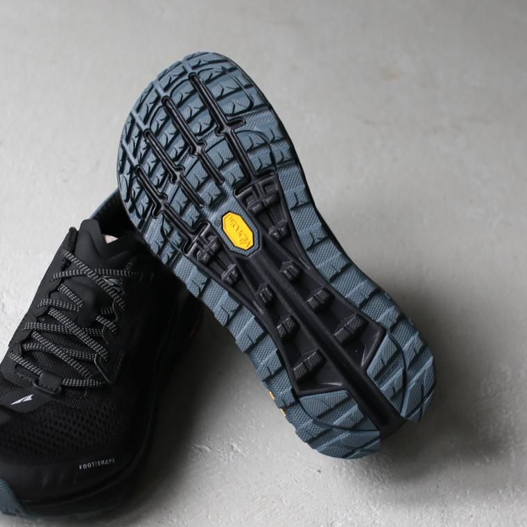 ALTRA OLYMPUS 4 M