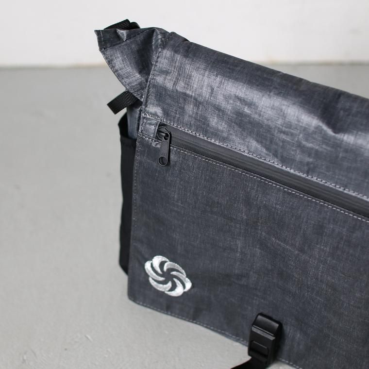 シックスムーンデザイン Six Moon Designs ePouch ライトスキン
